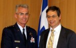 הגנרל סלבה וסגן שר החוץ דאז דני איילון, בעת ביקור בישראל, 2010.
